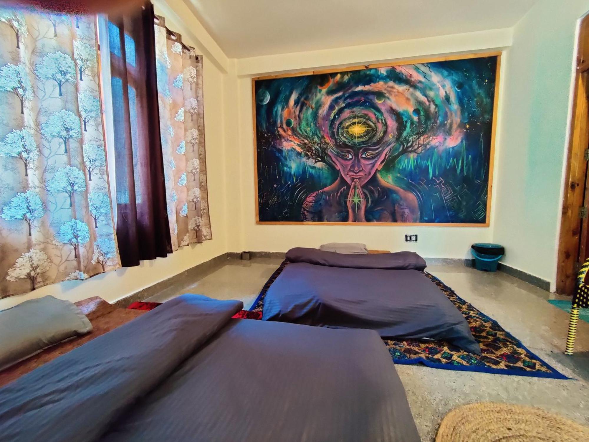 Flipsyde Retreat Hotel Kasol Exterior photo